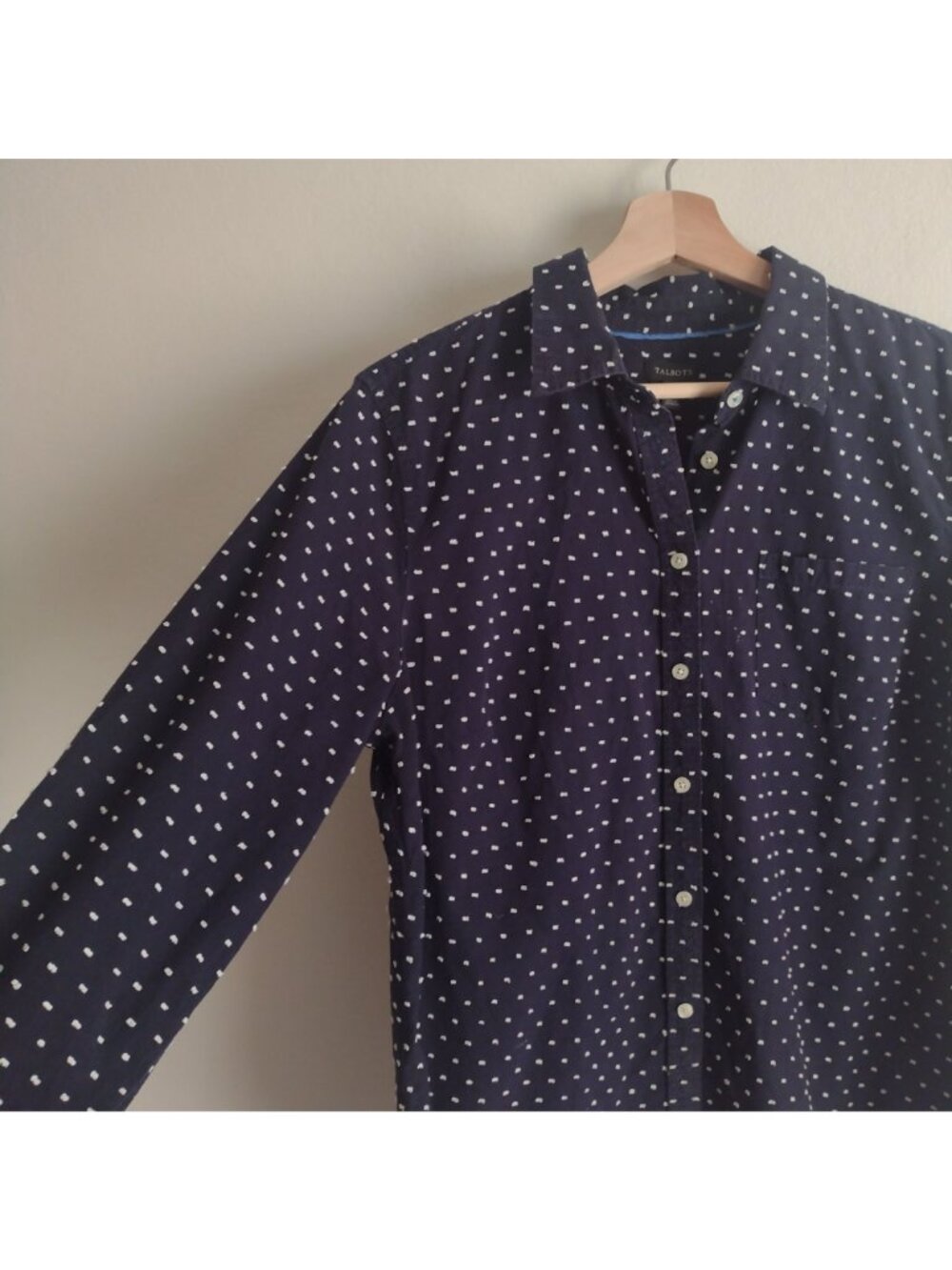 Talbots Navy Polka Dot Button-Up Shirt 16 Lightweight Cotton Dotted Swiss Top - Picture 3 of 12